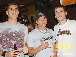 Grupos To Nem Aí e Na Onda do Samba no Açaí Praia Grupos To Nem Aí e Na Onda do Samba no Açaí Praia