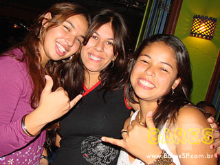 Grupos To Nem Aí e Na Onda do Samba no Açaí Praia Grupos To Nem Aí e Na Onda do Samba no Açaí Praia