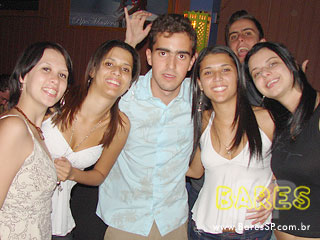 Grupos To Nem Aí e Na Onda do Samba no Açaí Praia Grupos To Nem Aí e Na Onda do Samba no Açaí Praia