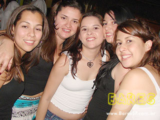 Grupos To Nem Aí e Na Onda do Samba no Açaí Praia Grupos To Nem Aí e Na Onda do Samba no Açaí Praia