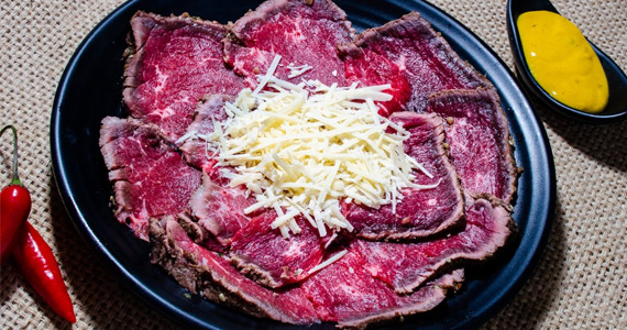 Comida di Buteco - Carpaccio de Picanha Comida di Buteco Carpaccio de Picanha
