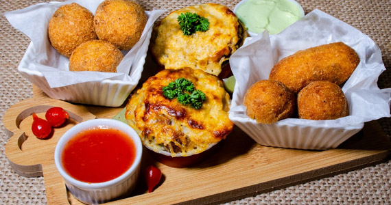 Comida di Buteco - Trio dos Deuses Comida di Buteco Trio dos Deuses