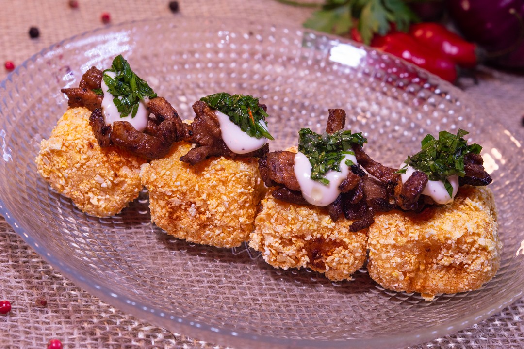 dadinho caipira com barriga de porco