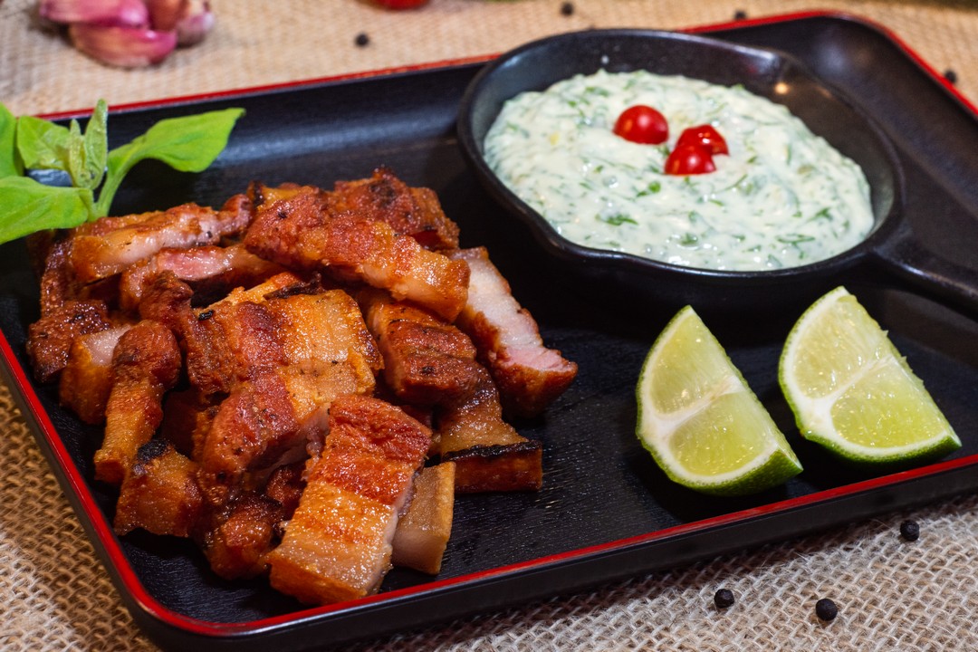 pancetta com creme de espinafre