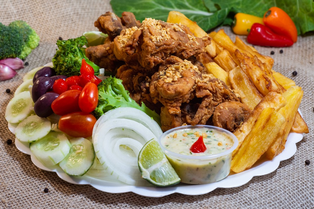 frango crocante c/ mandioca