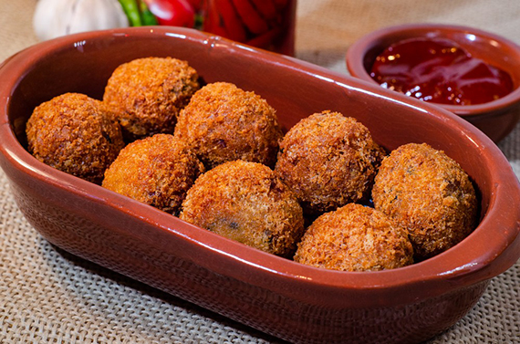 Comida di Buteco Petiscada Alheira